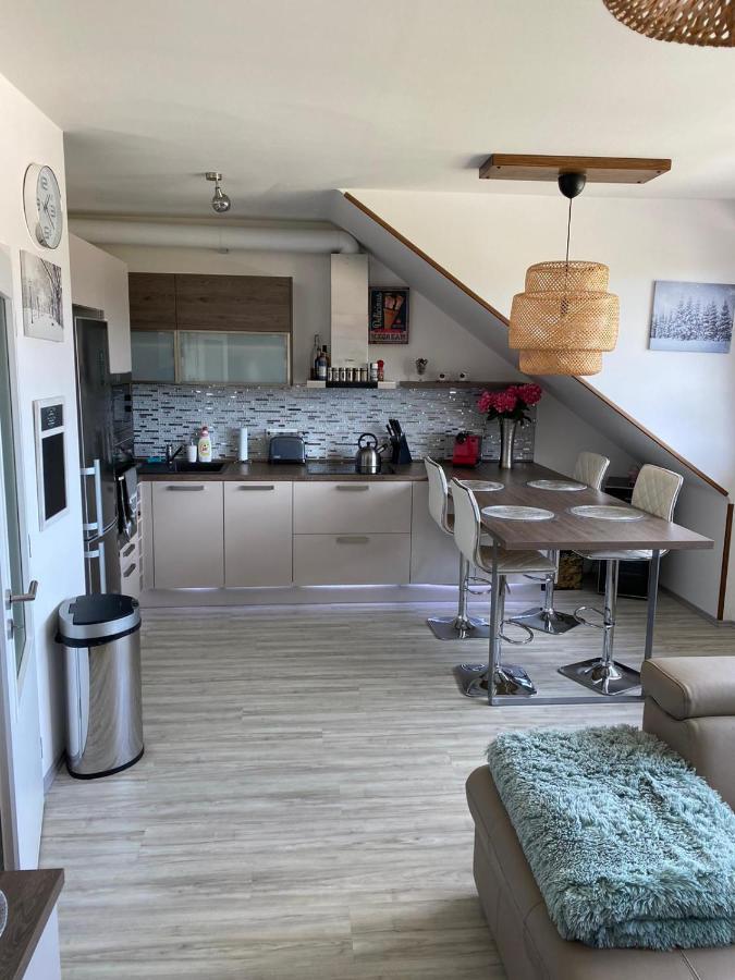 Deluxe Apartman Lisci Kopec 弗尔赫拉比 外观 照片