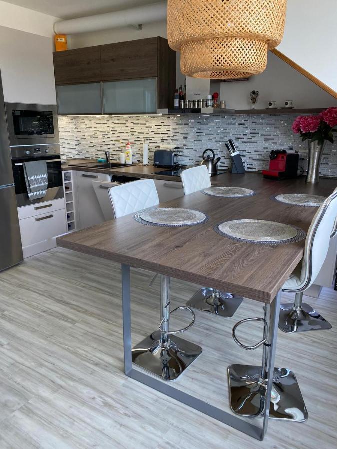 Deluxe Apartman Lisci Kopec 弗尔赫拉比 外观 照片