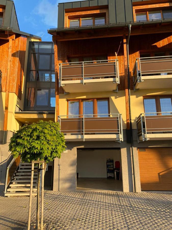 Deluxe Apartman Lisci Kopec 弗尔赫拉比 外观 照片